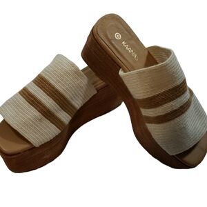 Kaanas~Size 6~White/Ivory Palomino Platform Shoes.